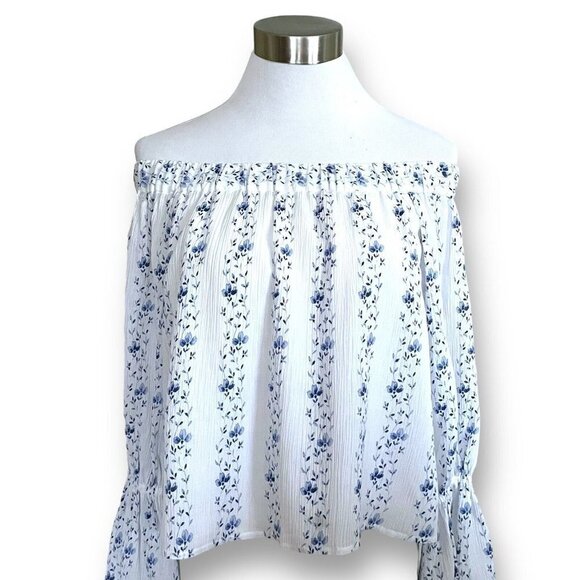 Club Monaco Womens Plumina Blouse XS Blue White Floral Silk Off Shoulder Boho - Picture 2 of 8